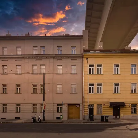 Hotel apartamentowy Urban 48