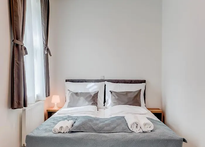 Urban 48 Aparthotel